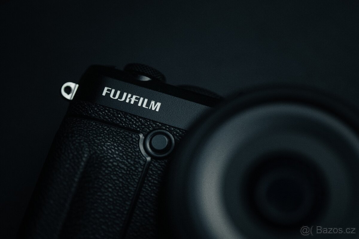 Fujifilm GFX 50R - 4