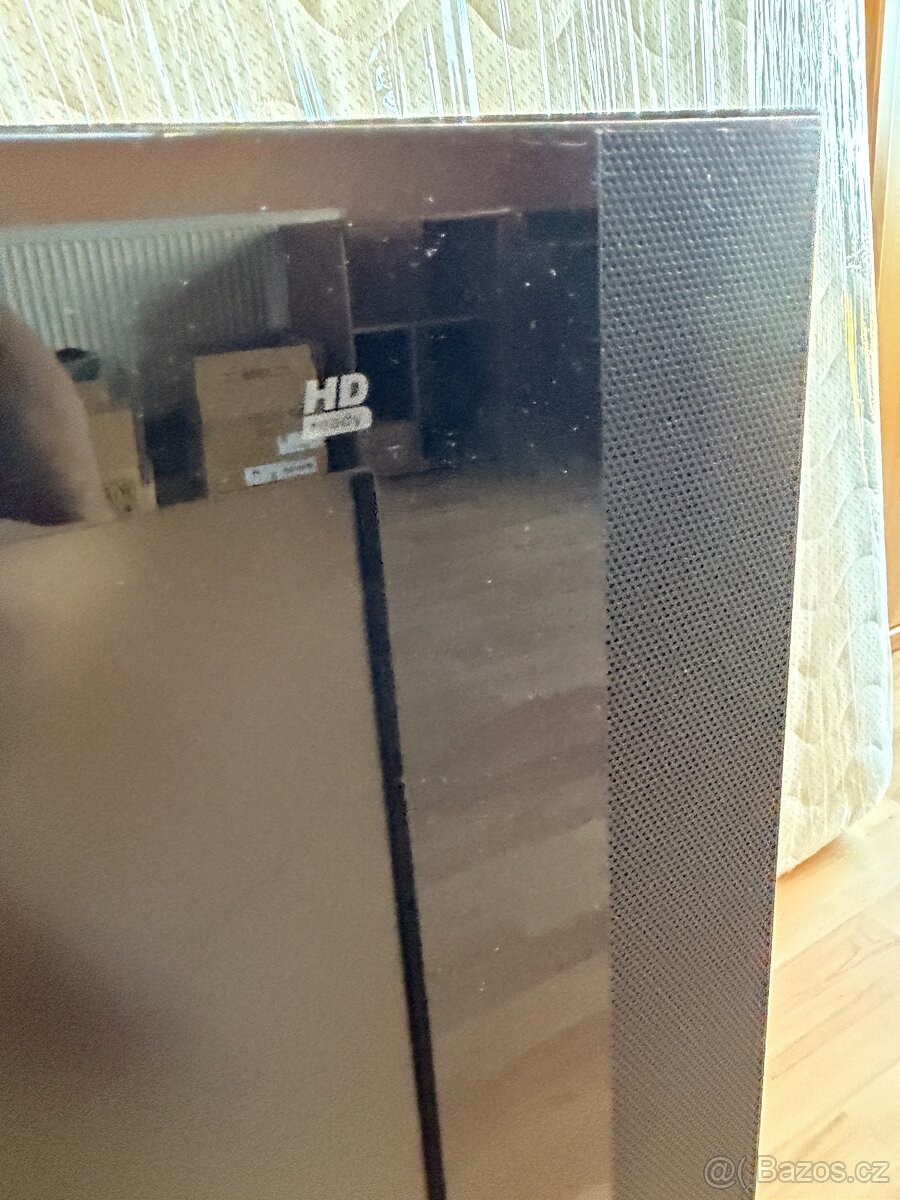 LCD TV Samsung 40" - 4