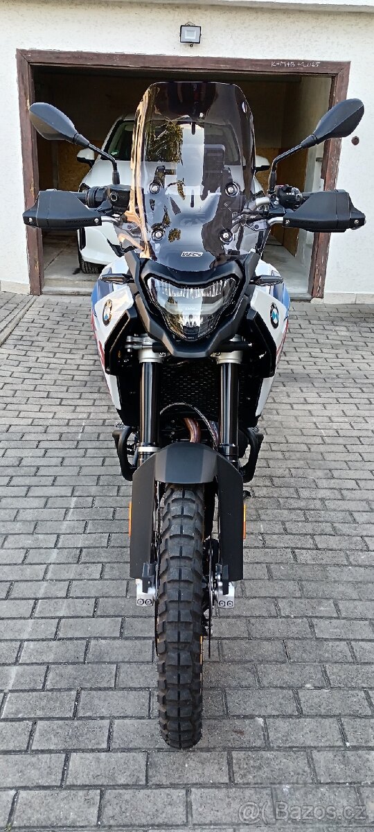 BMW F900GS