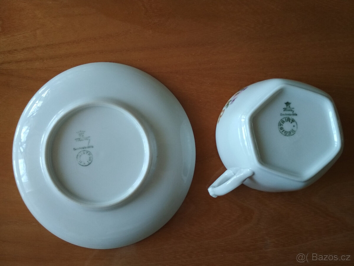 šálek s podšálkem, značený - 4