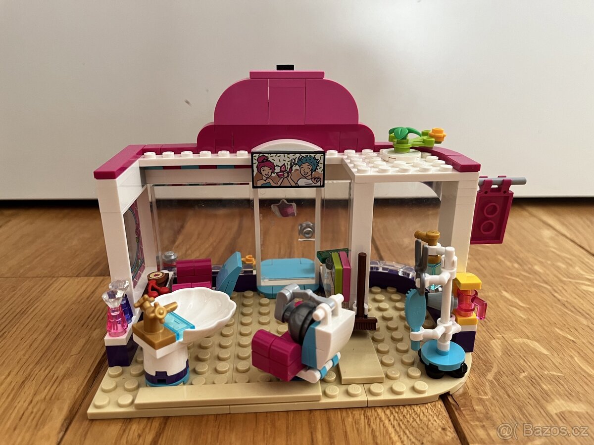 LEGO® Friends 41391 Kadeřnictví v městečku Heartlake - 4