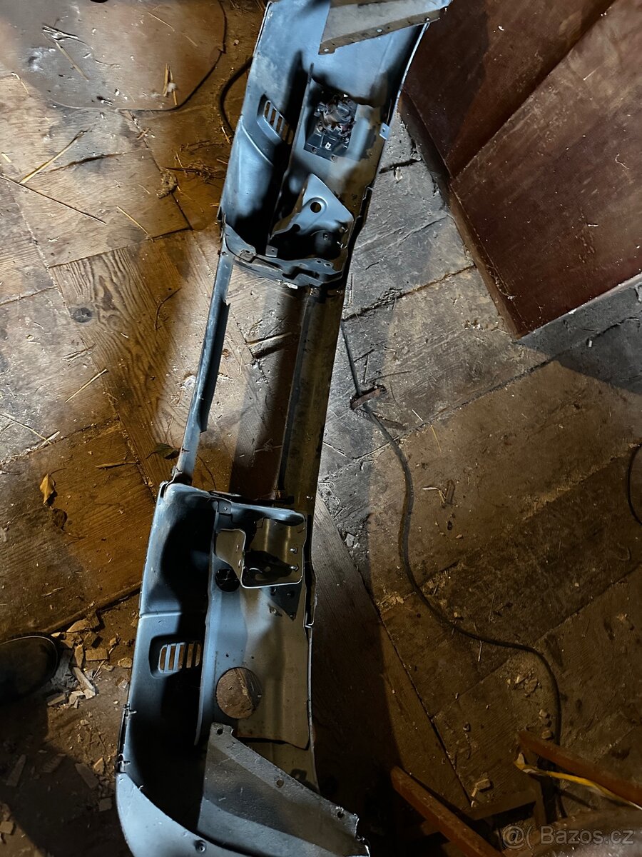 Nárazníky Nissan patrol y61 - 4