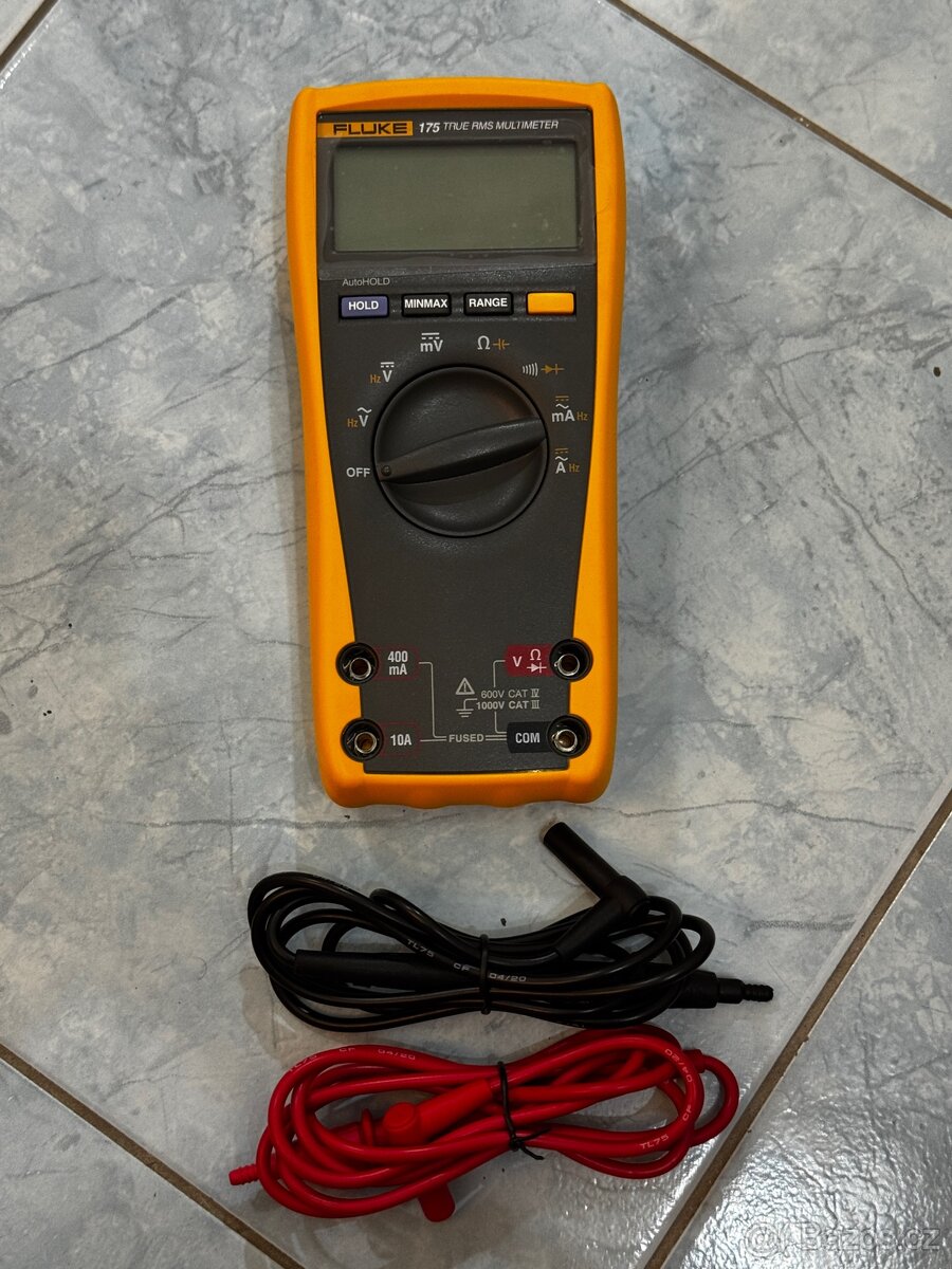 Měřící přístroj Fluke - 4