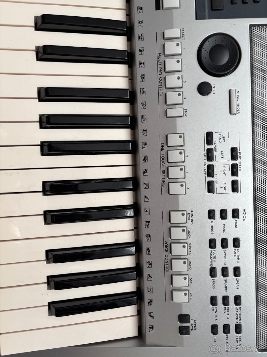 Kláves Yamaha PSR S700 - 4