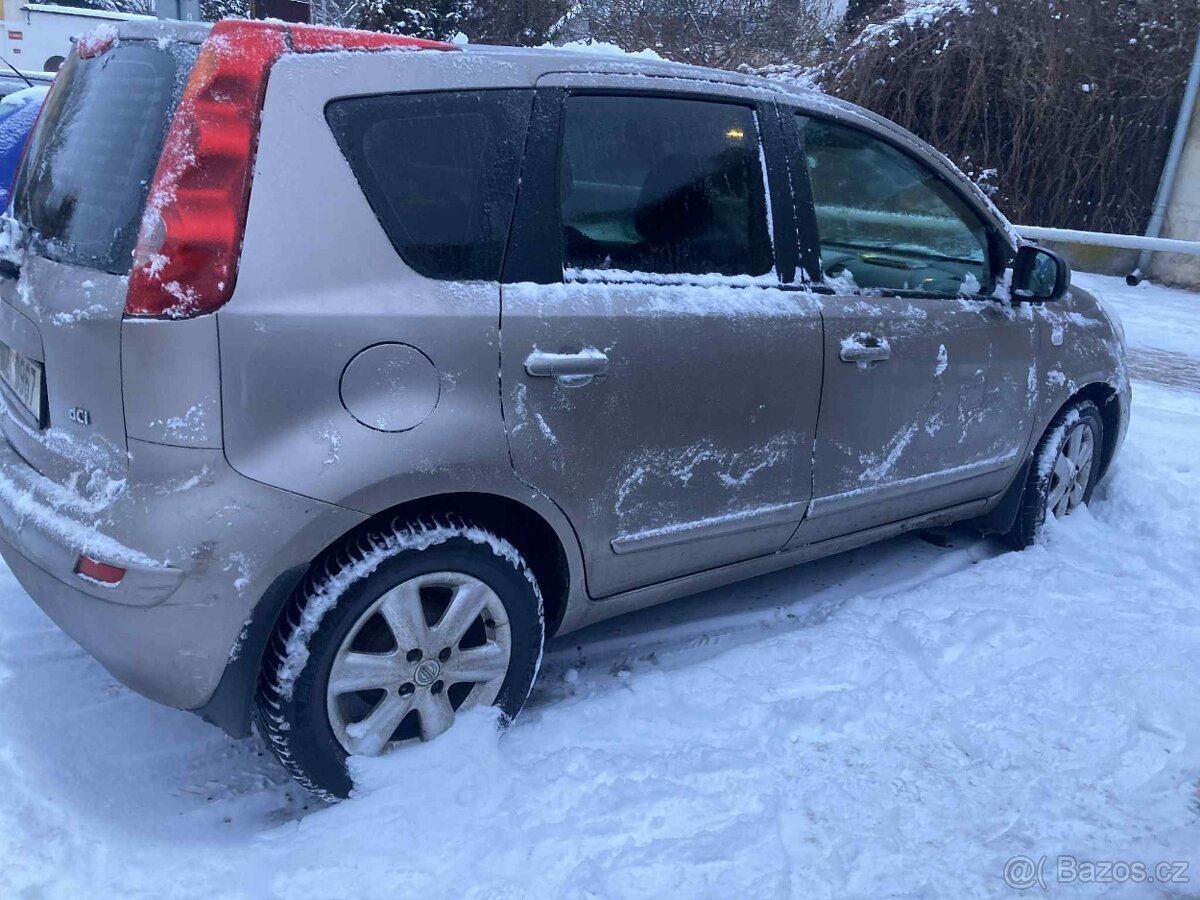 Nissan note 1.ř dci 2007 - 4