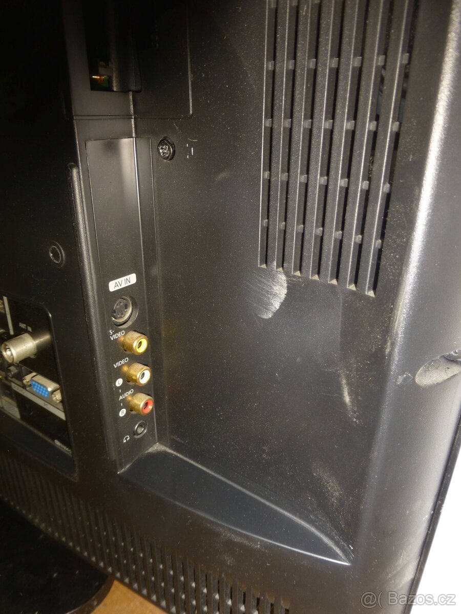 LCD televize SAMSUNG 32 palců, nemá DVBT2 - 4