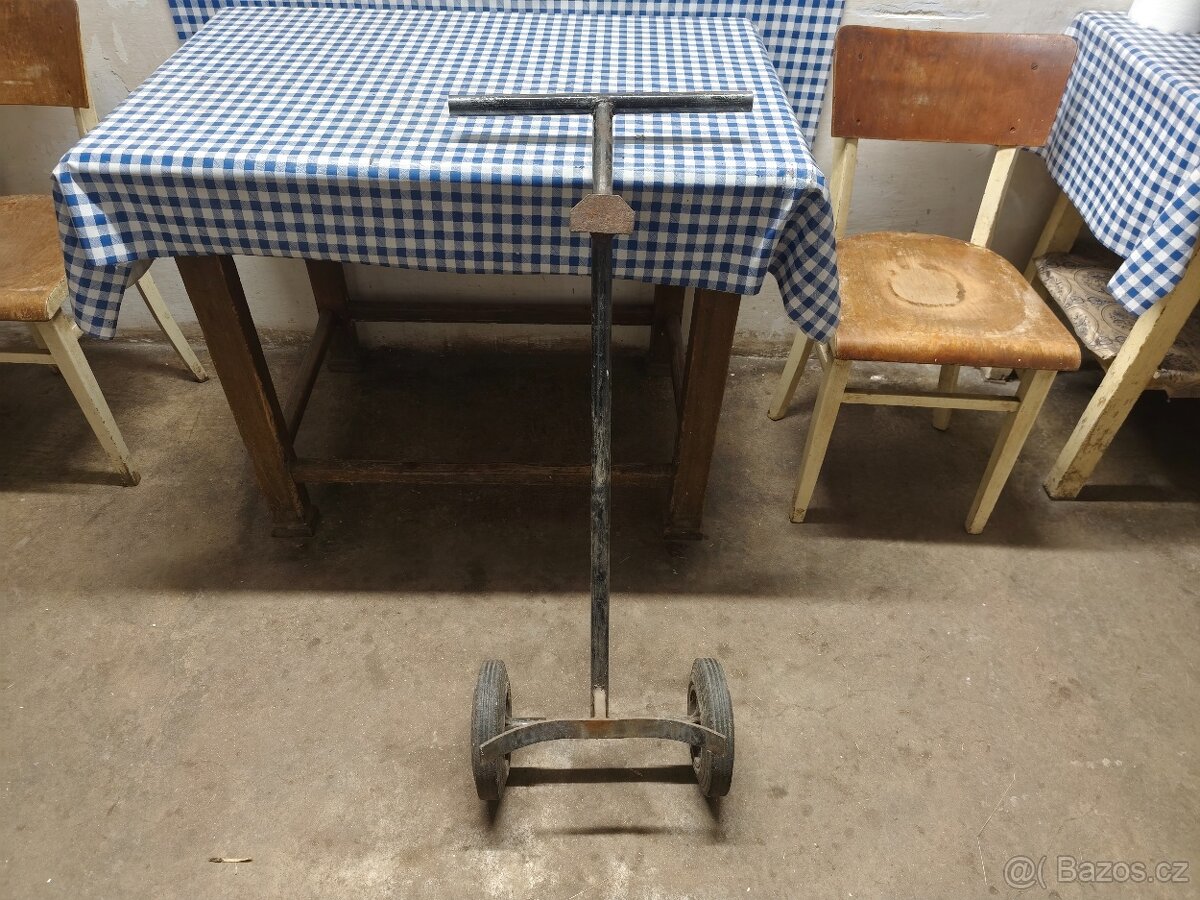 Vozík na popelnici - 4