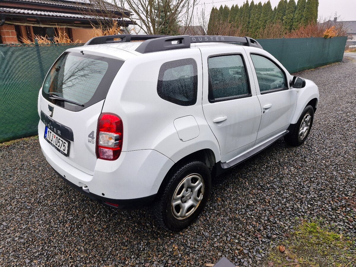 Duster 1,5 dci 80kw, 4x4 80tkm, Čr, TOP stav - 4