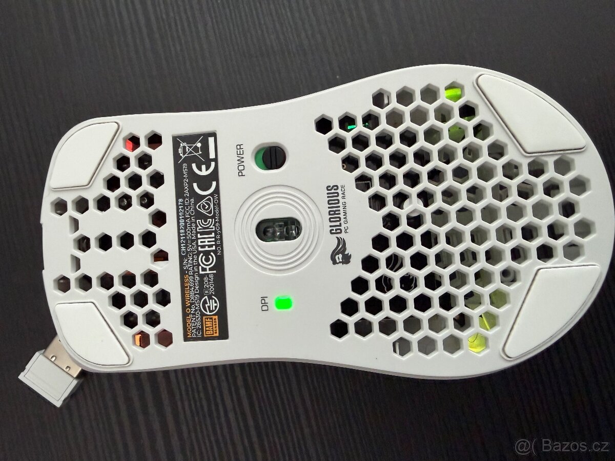 Herní bezdrátová myš Glorious Model O - 4
