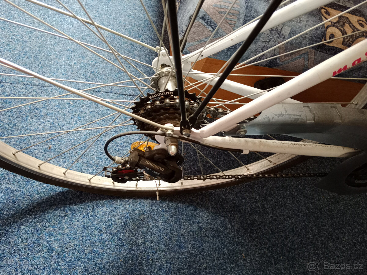 DÁMSKÉ KOLO FAVORIT - SKORO NEJETÉ - 4