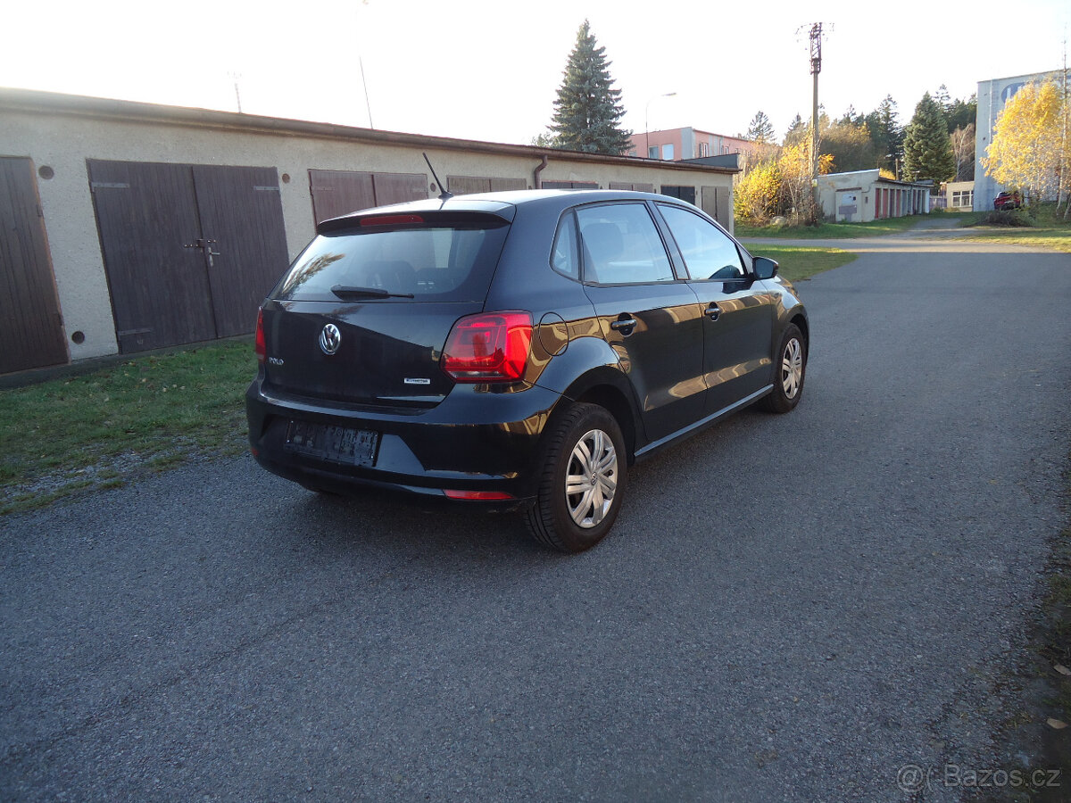 VW Polo 1.0 MPi 2015 5 dveří - 4