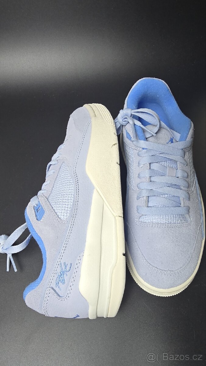 Jordan flight court 40,5eu - 4