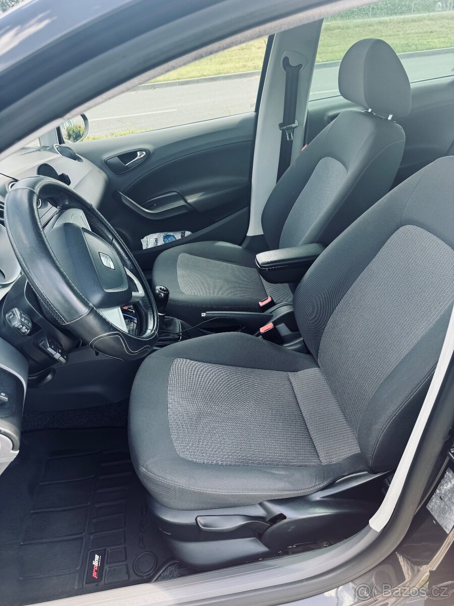 Seat Ibiza st iv - 4