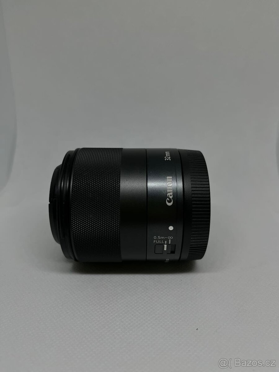 Canon EF-M 32mm f/1.4 STM - 4