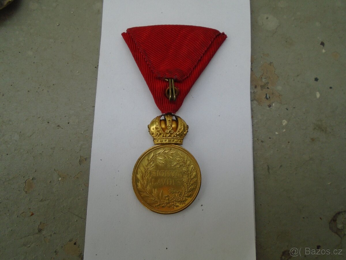 ODZNAKY MINCE A VYZNAMENANÍ - 4