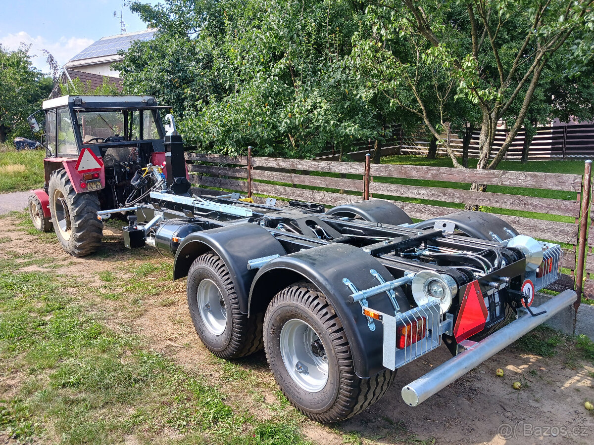 Traktorový nosič kontejnerů 11t - 4