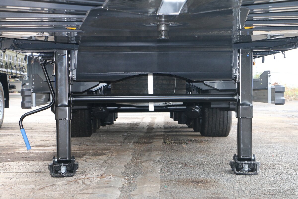 Nový návěs plachta Kässbohrer K.SCS M / 90 - 12 / 27 - 4