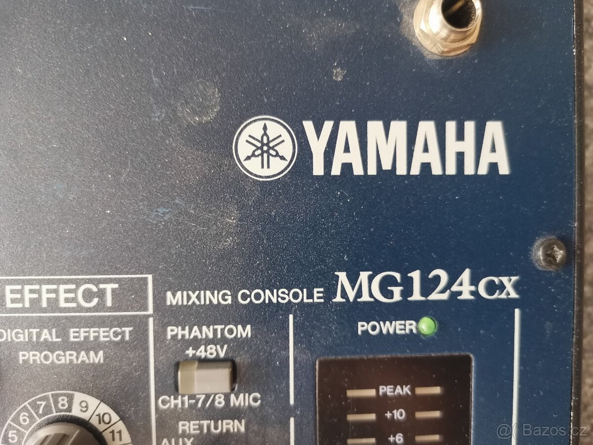Yamaha MG 124 CX - 4