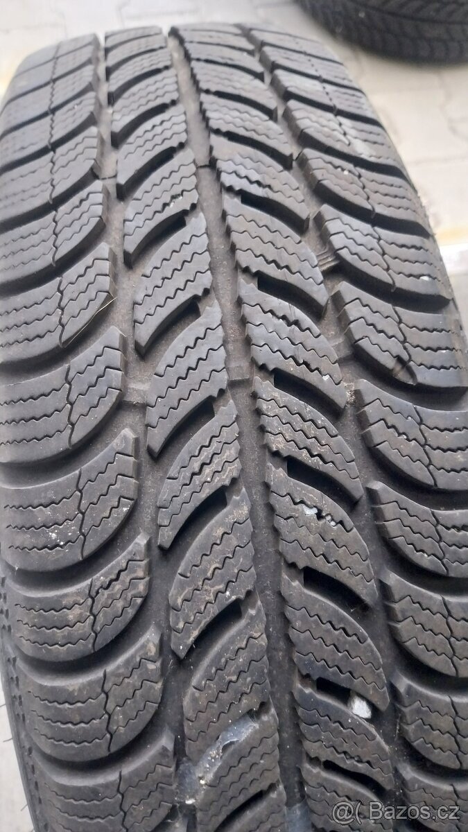 Prodám zimní sadu Citroen,Peugeot 185/65/15 - 4