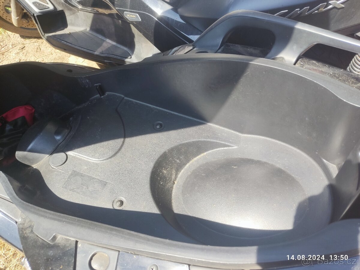 Yamaha Xmax- MBK Skycruiser - 4