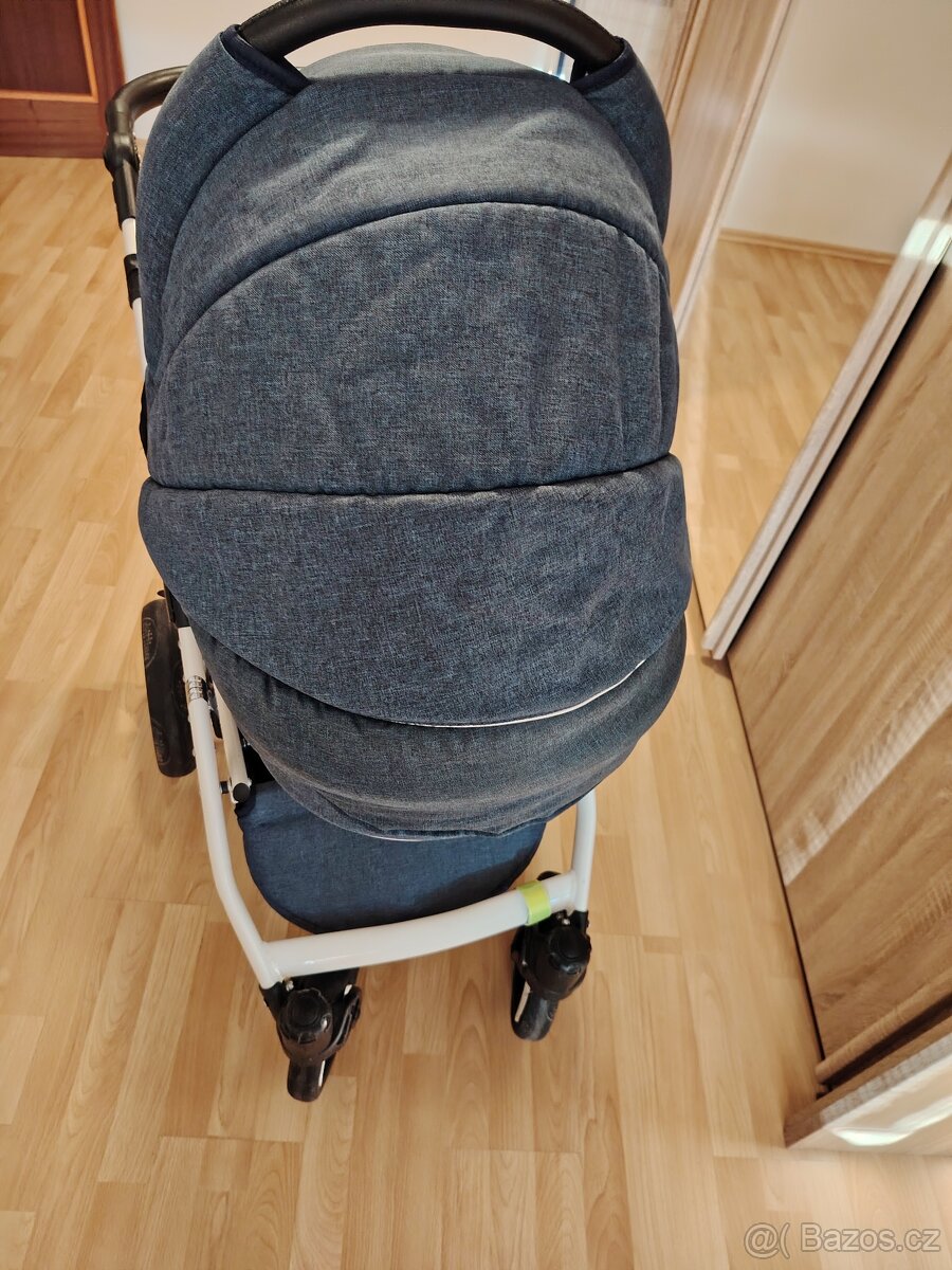 Dětský kočárek - 4