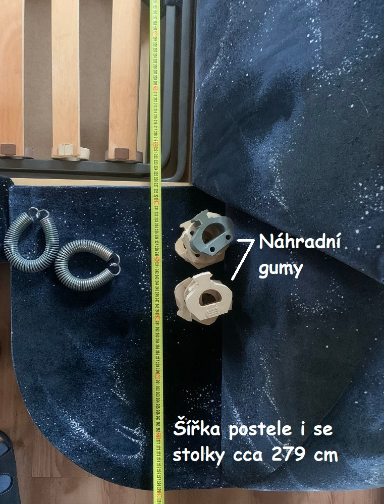 Manželská postel s nočními stolky - 4