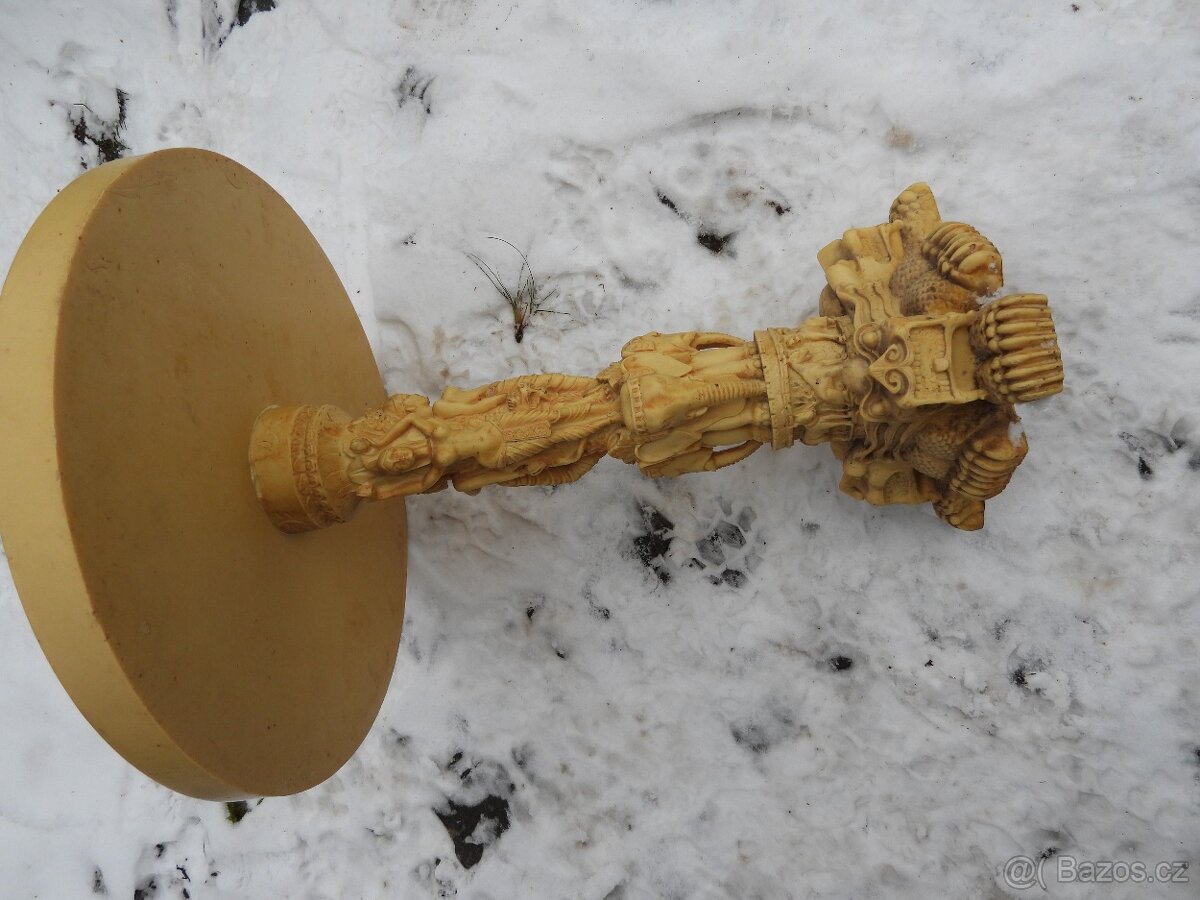 PĚKNÝ STYLOVÝ STOLEK. - 4