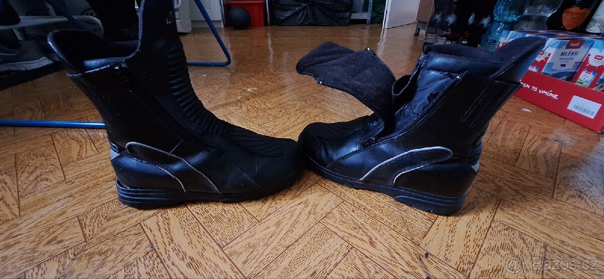 Boty vel.42 - 4