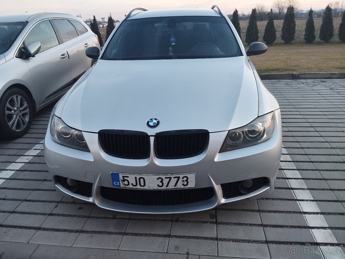 BMW e91 320d.120 kW M- packet - 4