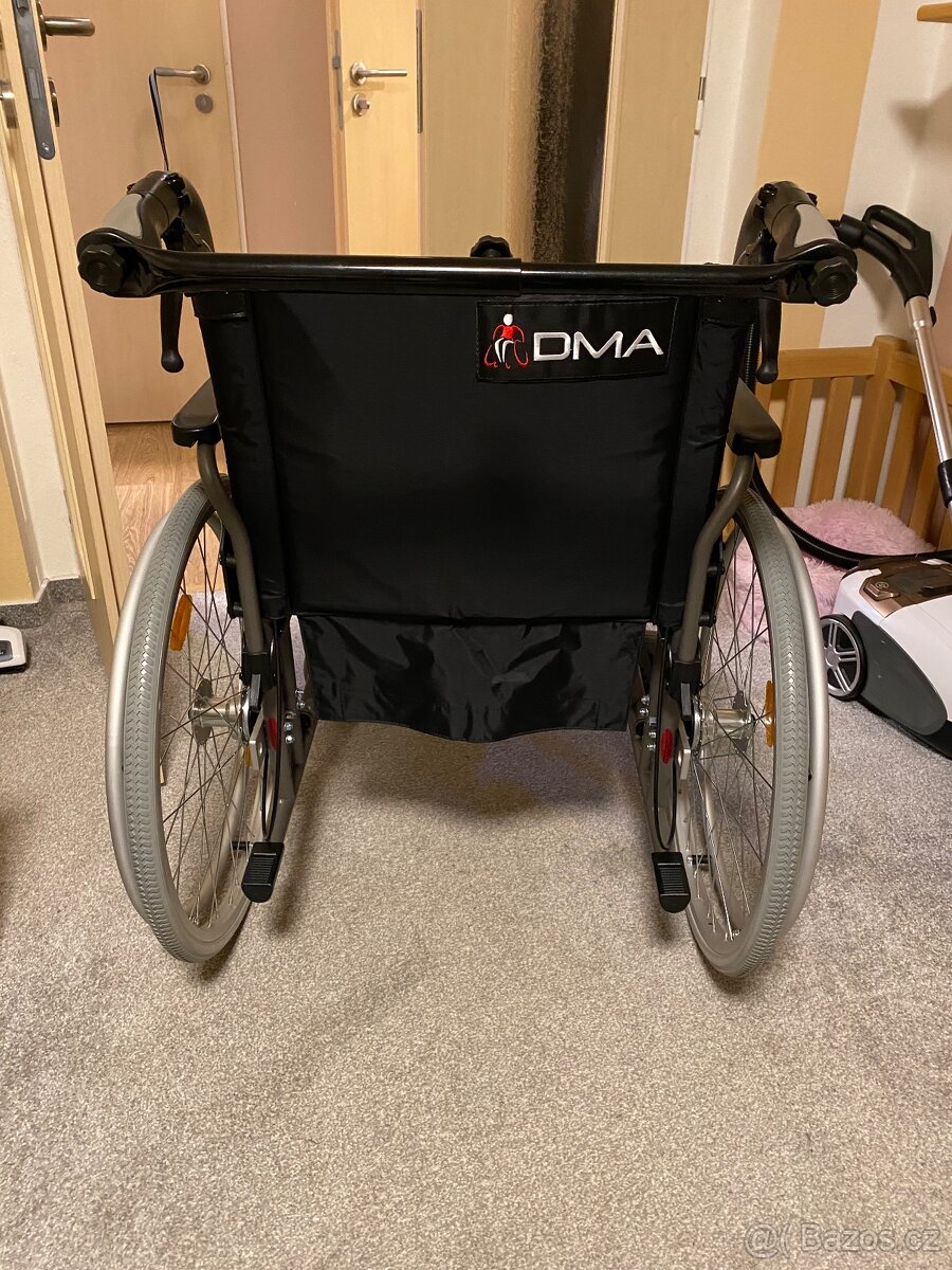 Invalidní vozík DMA - 4
