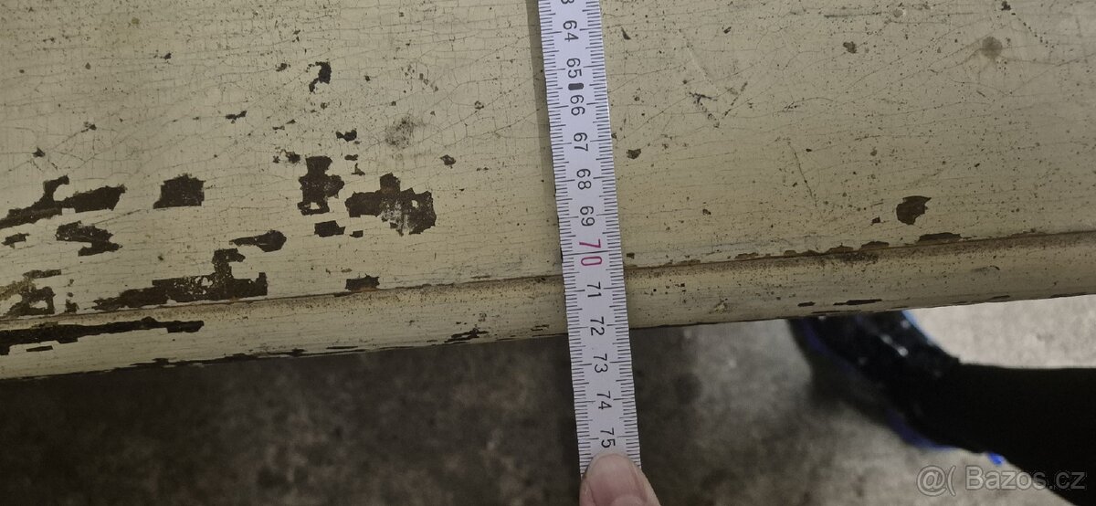 Dřevěný stůl - 4