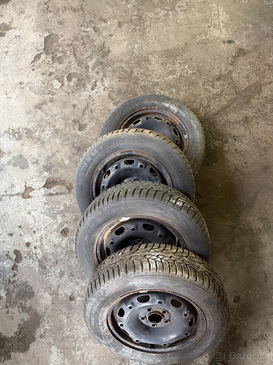 Zimní sada 5x100r14 pneumatiky 165/70/14 - 4