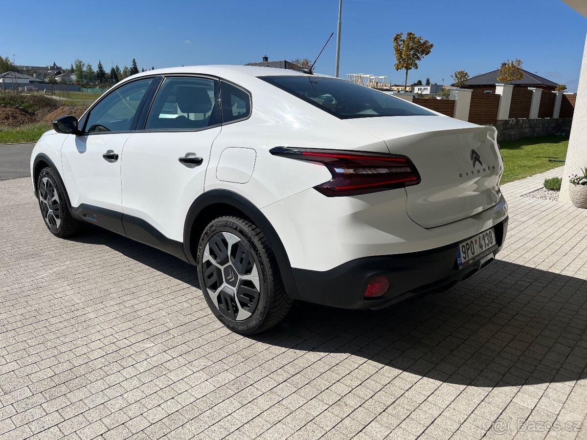 Citroën C4 X 1.2 Pure-Tech 100 FEEL - 4