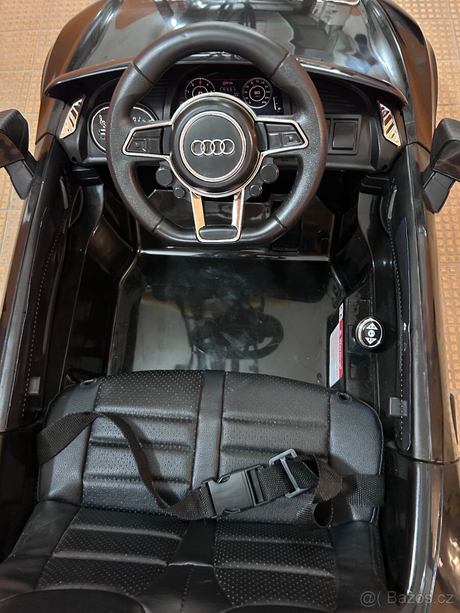Elektrické autíčko AUDI R8 - 4