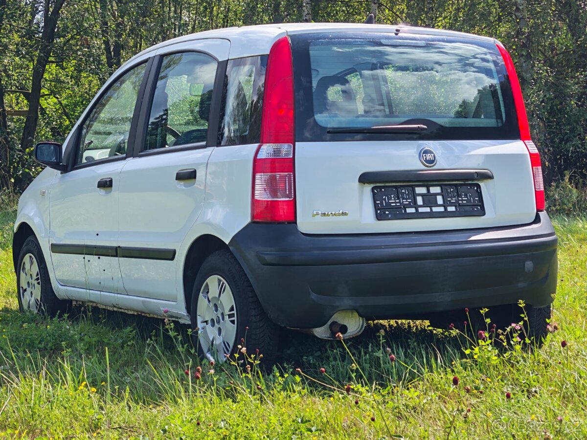 Fiat Panda 1,1 i ( 44 Kw) 1. Majitel. 5.2004 - 4
