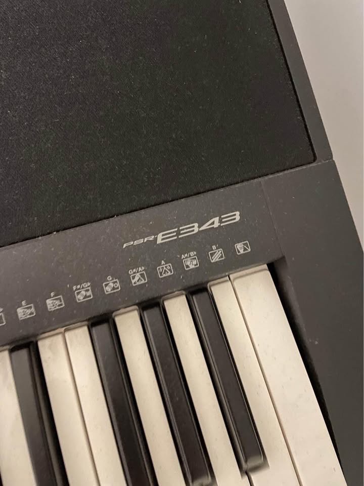 Klávesy elektronické Yamaha - 4