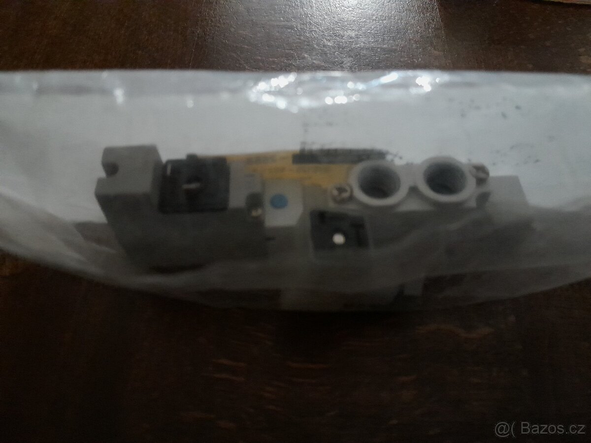 Ventil SMC SY5120-5DZ-01F-Q - 4