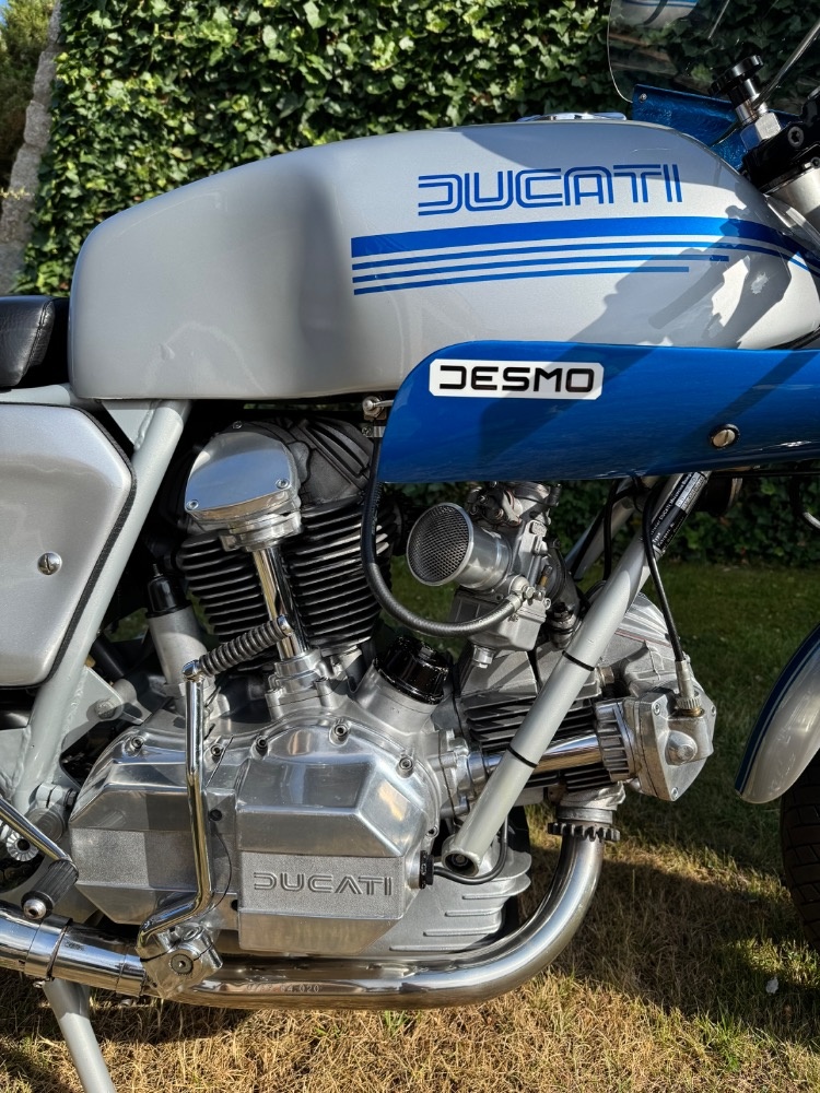 Ducati 900 SS - 4