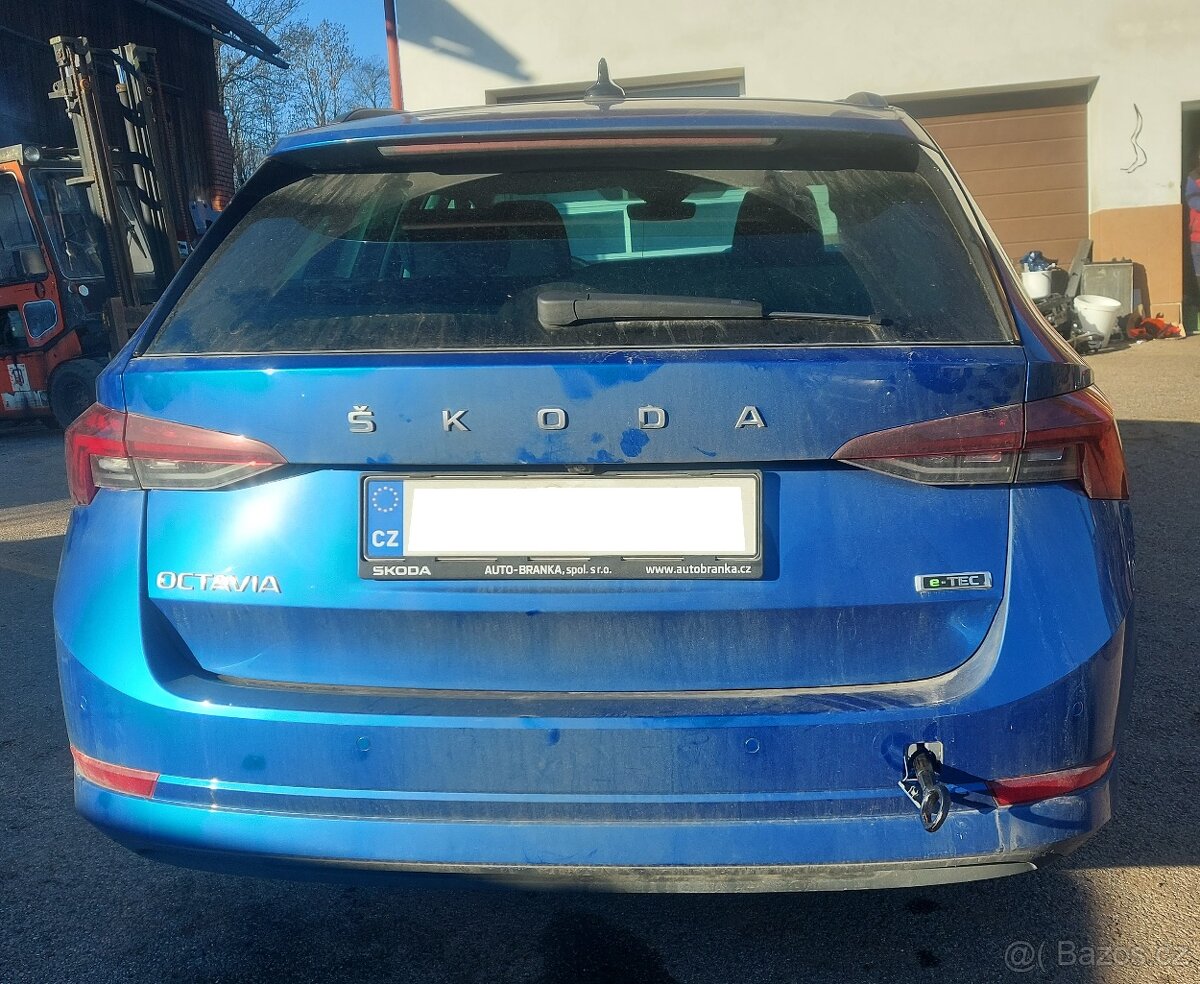 Havarovaná Škoda Octavia 4 1.5 TSI DSG 110 kW 2025 - 4