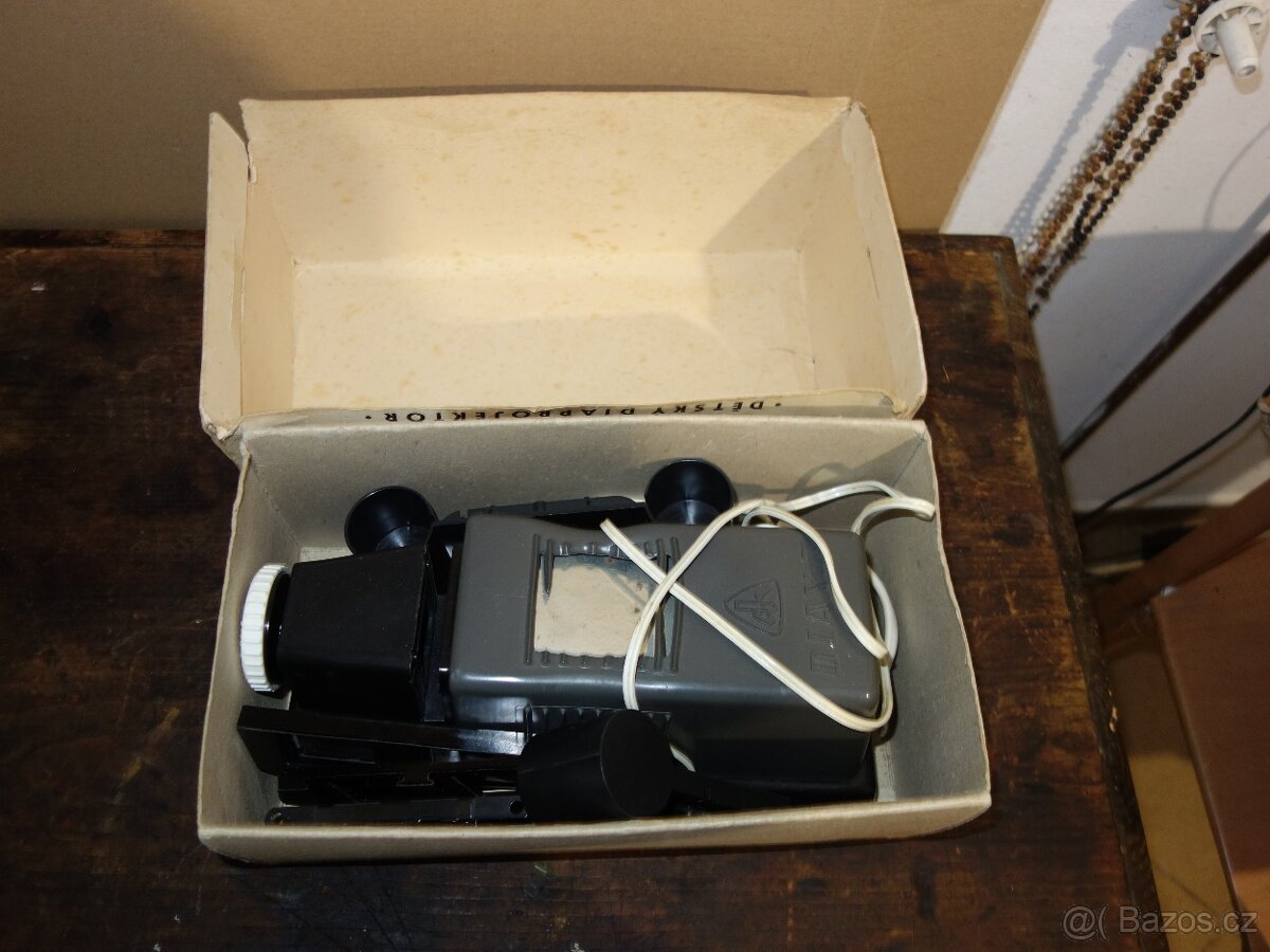 Retro dětský projektor Diax - 4