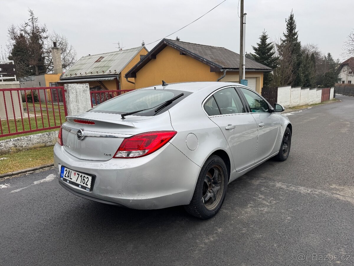 Opel Insignia 2.0CDTi - 4