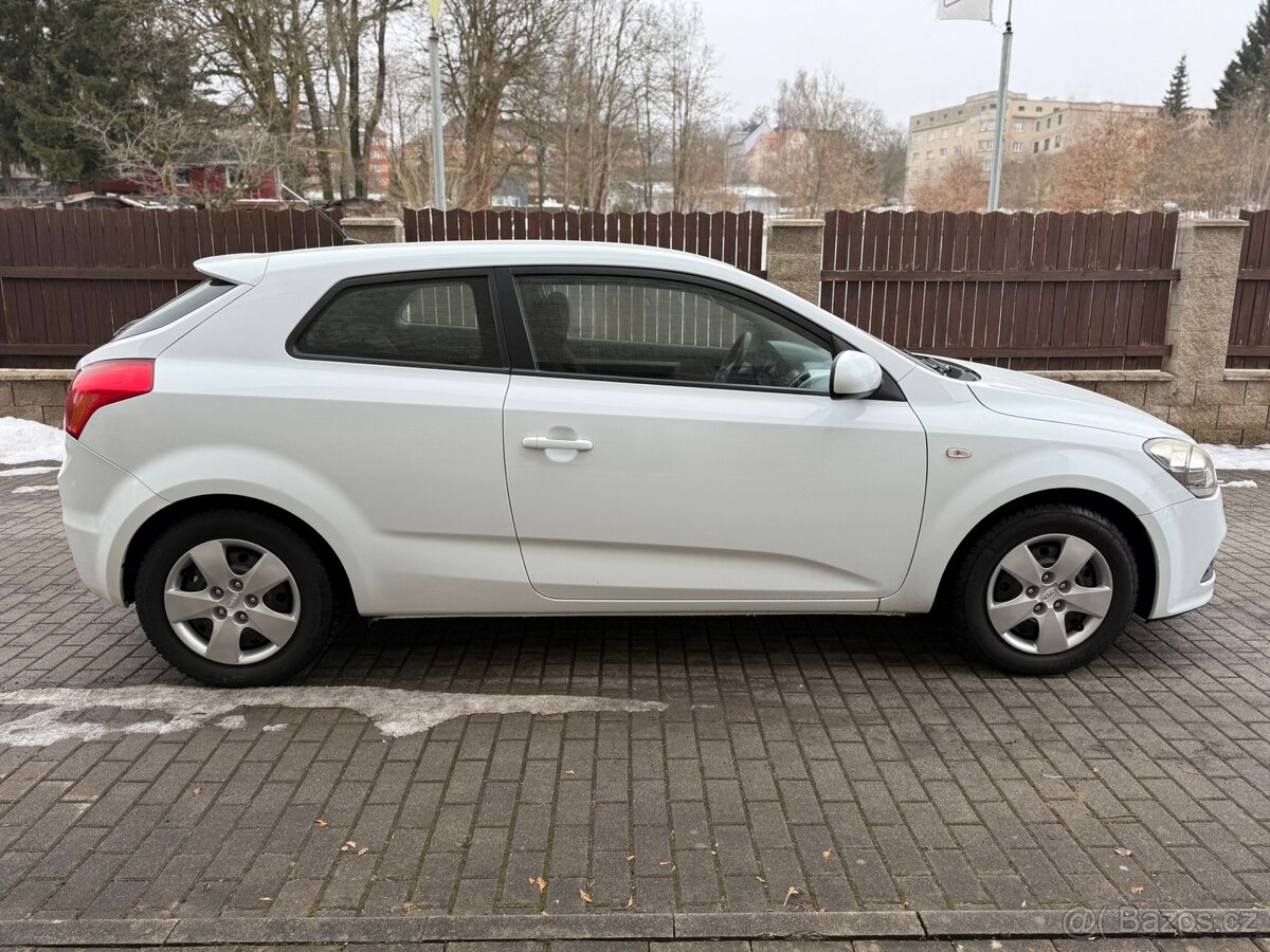 KIA PRO CEED 1,4 CVVT 66kW,NAVI,KLIMA,ROZVODY - 4