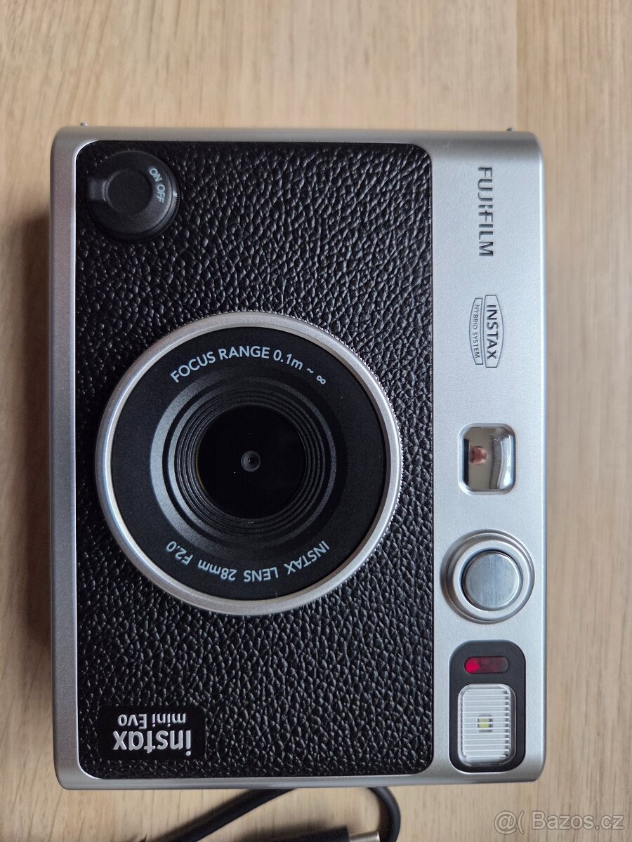 NOVÝ Fujifilm Instax Mini EVO - 4
