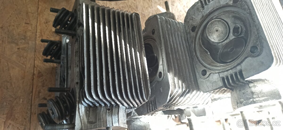 PRODÁM NA TATRA 613 DÍLY MOTORU - 4