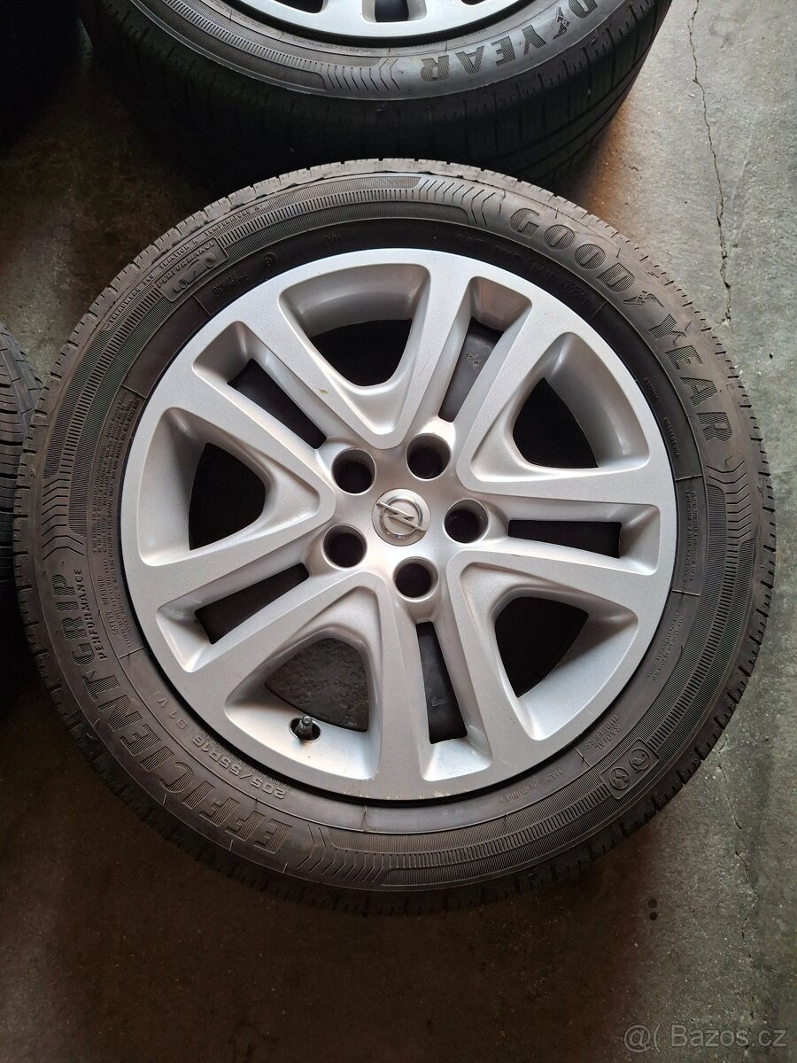 Opel Astra J sada letních kol - 4