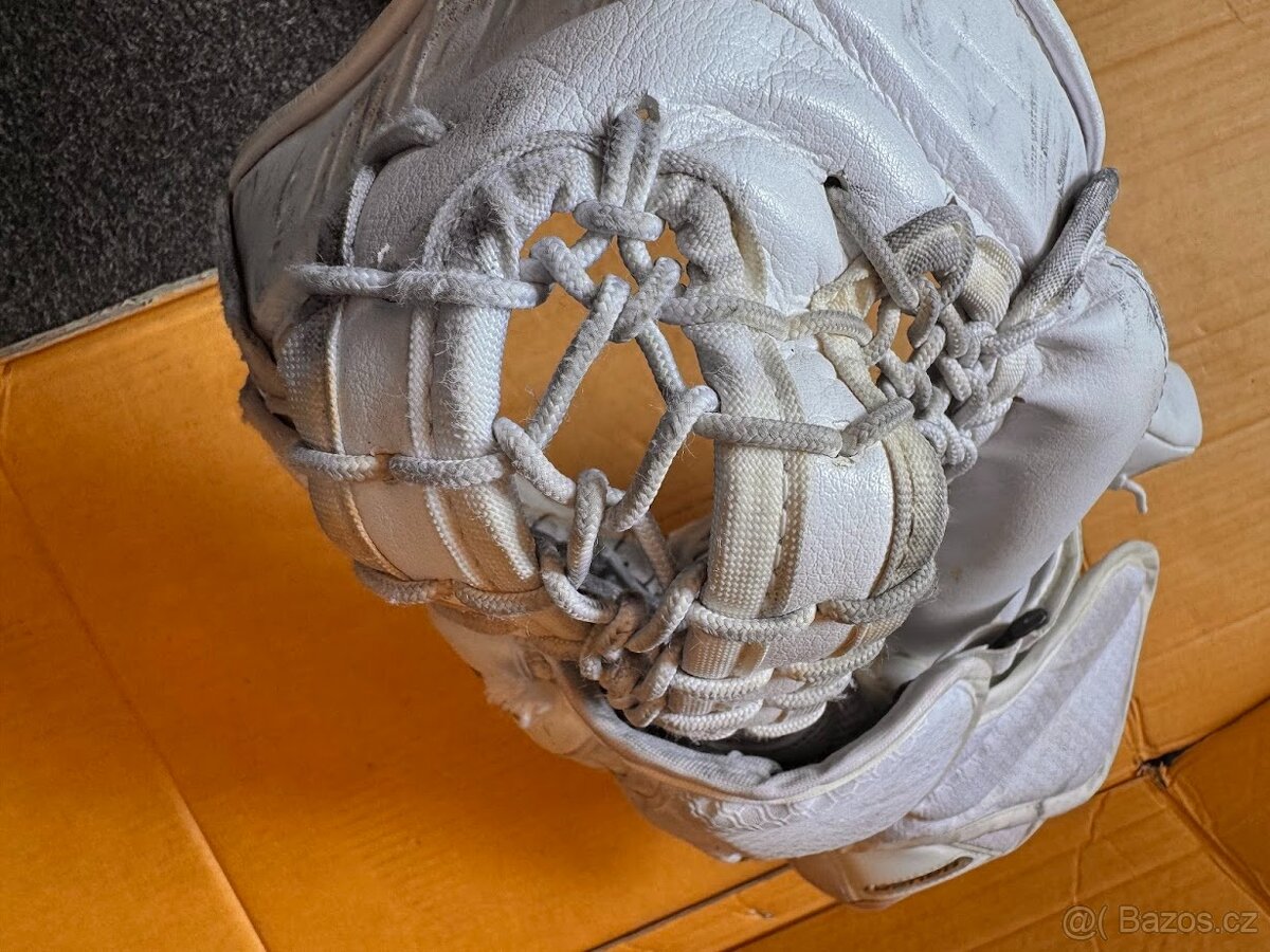 LAPAČKA BAUER SUPREME 3s SR - 4