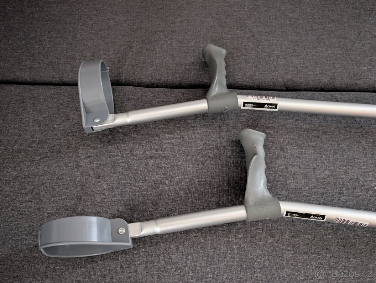 Francouzské berle s uzavřenou opěrkou - 4