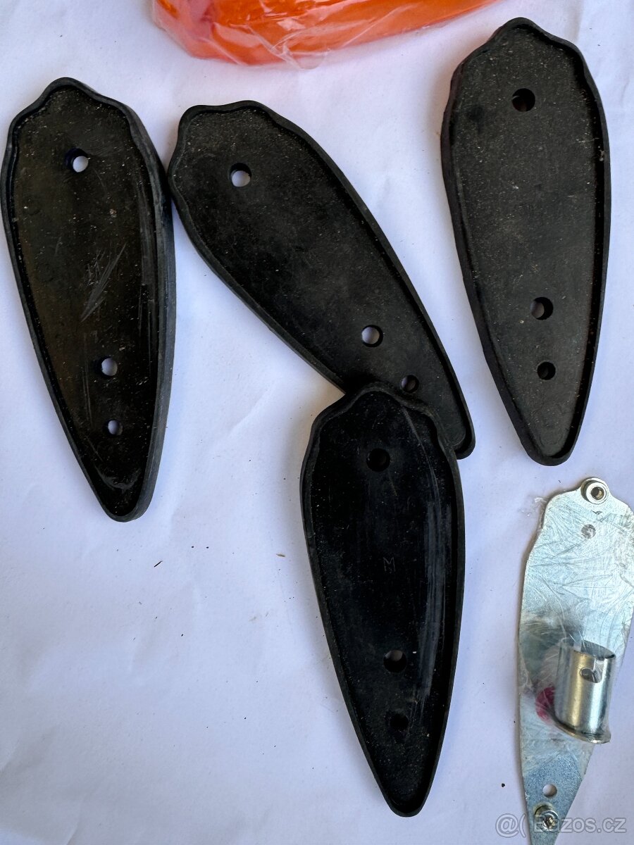 4 kusy kompletů blinkrů na ČZ 175 / 502 - 4