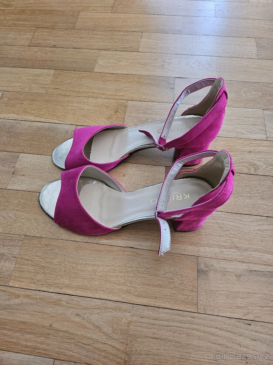 Sandálky na podpatku růžové vel.41 - 4