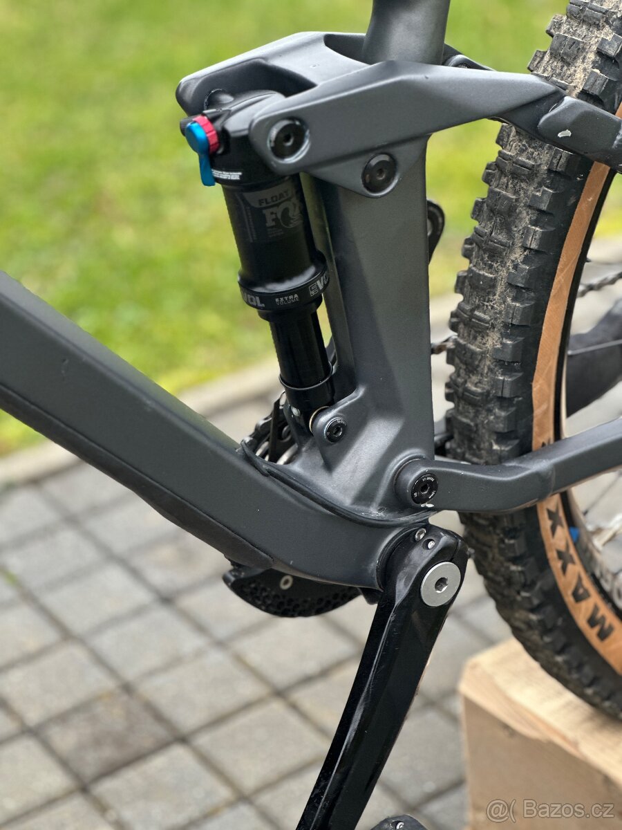 Karbon Cube XL 140 stereo race celopero - 4